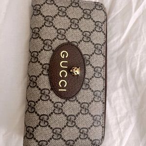 Gucci wallet